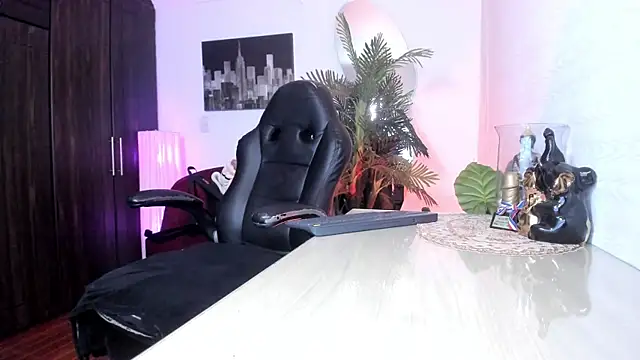 Amaia Bushida online show from 03/05/26, 02:29