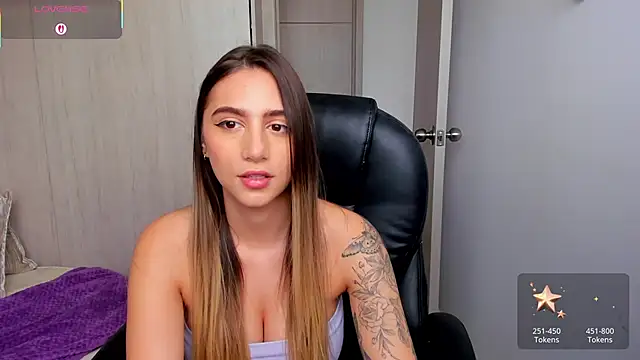 StacyConner online show from 11/19/25, 08:42