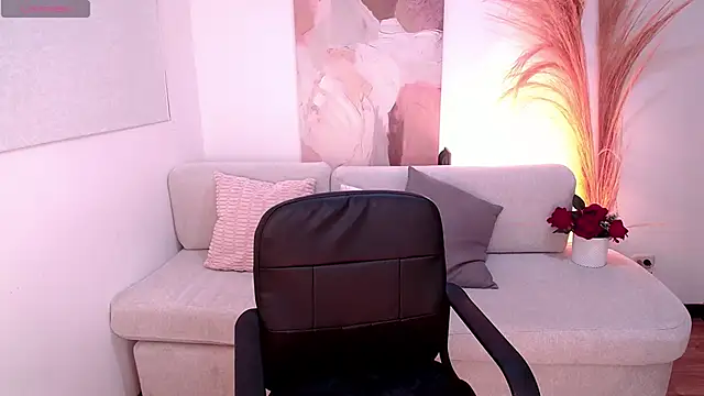 VictoriaLeia online show from 10/07/25, 01:47