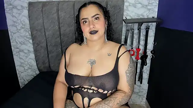 Snapshot of CelestteSweett chatting on 01/17/25, 04:17 CelestteSweett online show from 01/17/25, 04:17