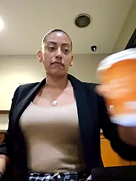 Nikkierosee online show from 03/01/25, 11:47