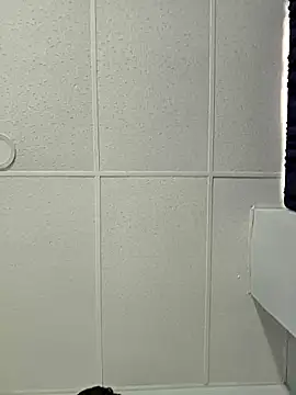 Nikkierosee online show from 10/18/25, 05:46