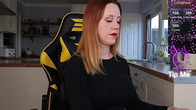 stripmequick online show from 02/05/25, 02:16