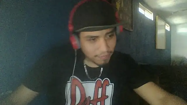 AlexAlejandro13 online show from 10/21/25, 07:03