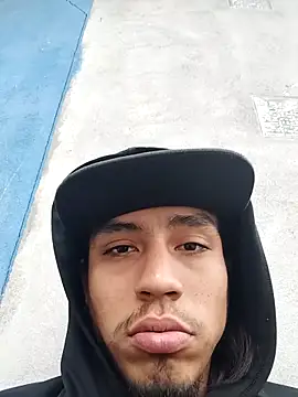 AlexAlejandro13 online show from 04/08/26, 10:10