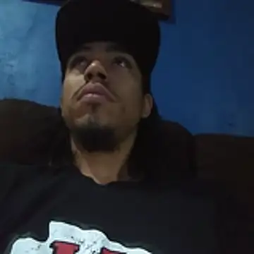 AlexAlejandro13 online show from 04/18/26, 02:21