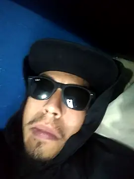 AlexAlejandro13 online show from 04/21/26, 10:12