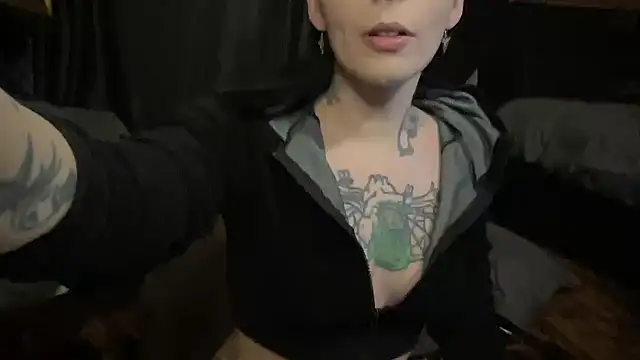 TeenyDoll online show from 12/17/25, 02:39