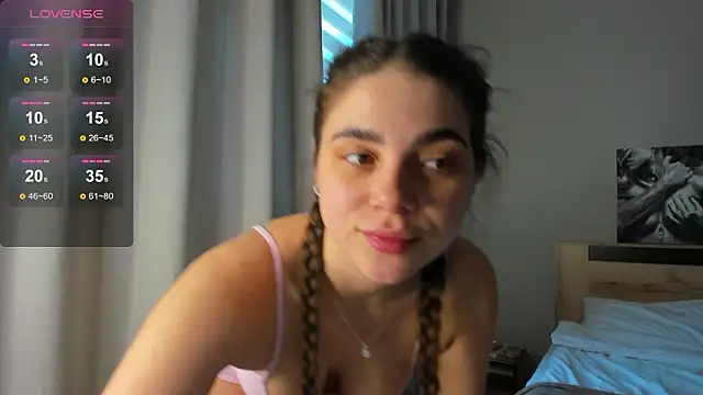 Bella Foryou online show from 03/11/26, 02:34