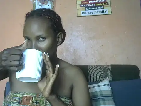 Snapshot of Athena_2019 chatting on 12/02/25, 07:03 Athena 2019 online show from 12/02/25, 07:03