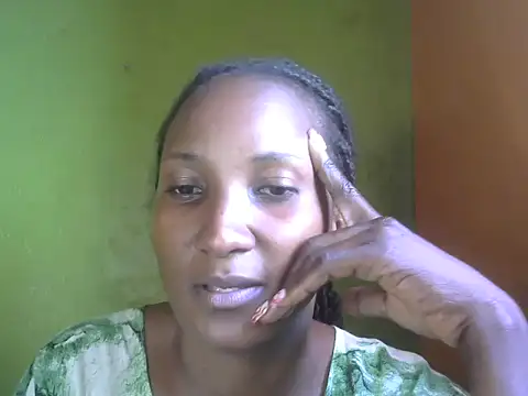 Snapshot of Athena_2019 chatting on 01/13/26, 10:31 Athena 2019 online show from 01/13/26, 10:31