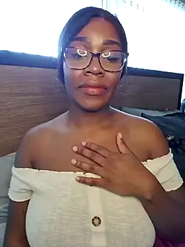 lollycoco online show from 11/28/25, 06:32