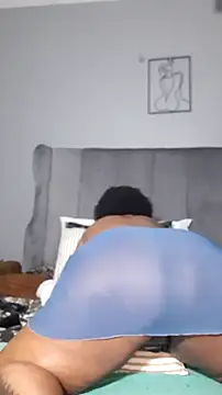 PearlSexxy69 online show from 05/19/26, 04:13