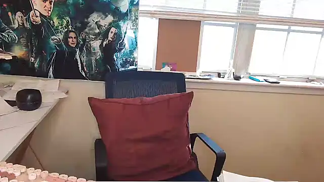 EntitledMistress online show from 11/24/25, 07:35