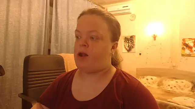 Janiffer MiMi online show from 01/31/25, 01:11