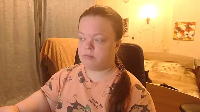 Janiffer MiMi online show from 02/01/25, 04:33