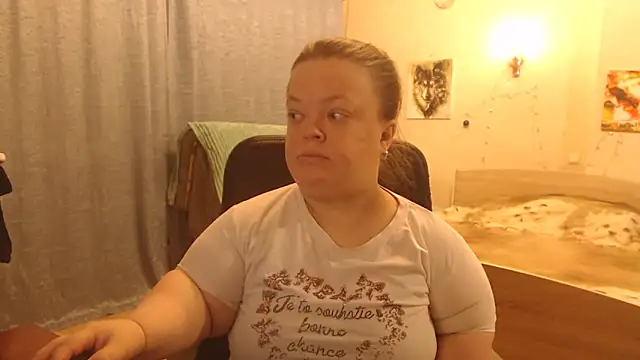 Janiffer MiMi online show from 02/19/25, 08:52