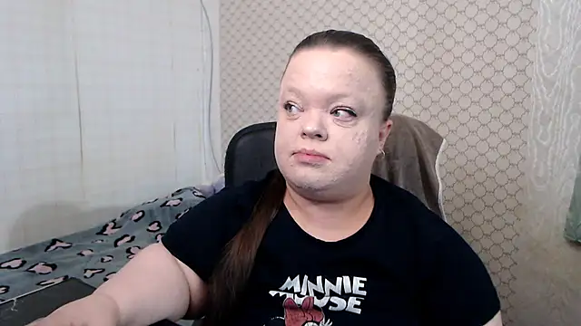 Snapshot of Janiffer_MiMi chatting on 05/11/26, 04:04 Janiffer MiMi online show from 05/11/26, 04:04