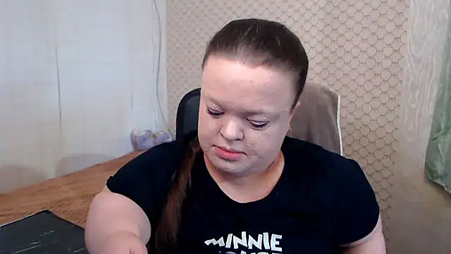 Snapshot of Janiffer_MiMi chatting on 05/20/26, 04:13 Janiffer MiMi online show from 05/20/26, 04:13