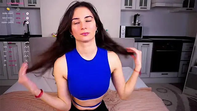 Holla Molly online show from 02/25/25, 05:19