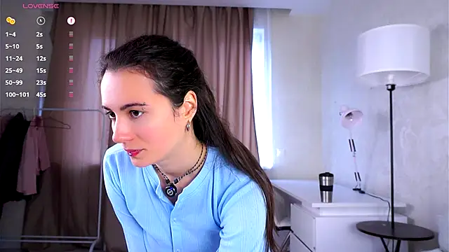 Holla Molly online show from 10/02/25, 05:36