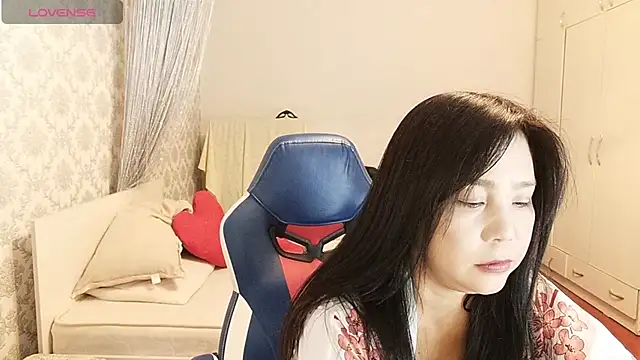 MissValday online show from 04/23/26, 06:03