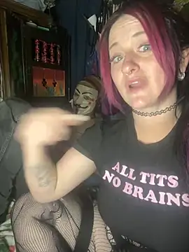 Snapshot of 1-800-FUCKYOU chatting on 01/04/25, 05:58 1-800-FUCKYOU online show from 01/04/25, 05:58