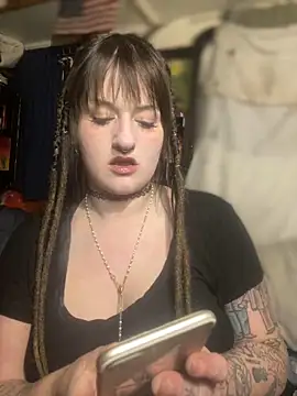 Snapshot of 1-800-FUCKYOU chatting on 03/01/25, 07:19 1-800-FUCKYOU online show from 03/01/25, 07:19