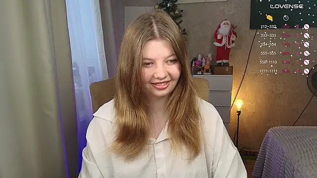 Snapshot of Vivian_cutie chatting on 01/11/26, 12:32 Vivian cutie online show from 01/11/26, 12:32