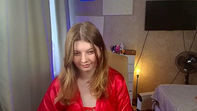 Snapshot of Vivian_cutie chatting on 06/24/26, 03:44 Vivian cutie online show from 06/24/26, 03:44