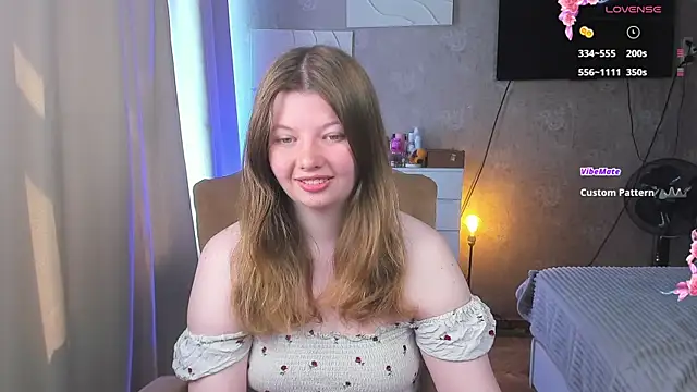 Snapshot of Vivian_cutie chatting on 07/29/26, 10:35 Vivian cutie online show from 07/29/26, 10:35