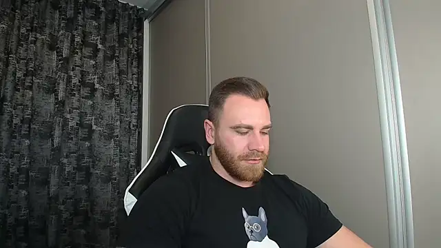 Thori92 online show from 11/15/25, 05:20