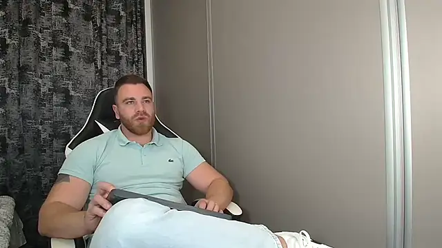 Thori92 online show from 11/21/25, 07:45