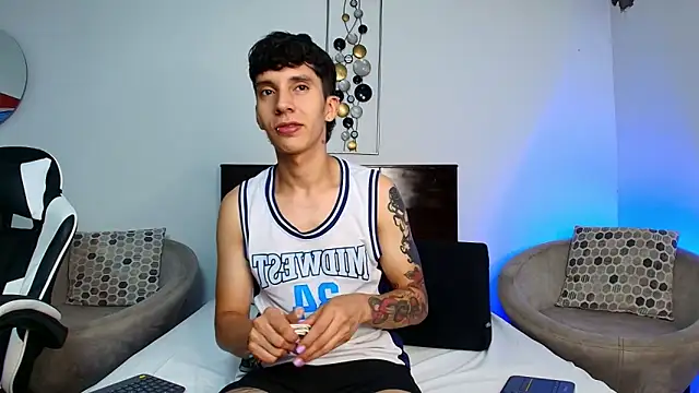 JacoboSwam online show from 03/22/25, 04:03