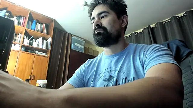 VonDoomdelToro online show from 12/08/24, 08:30