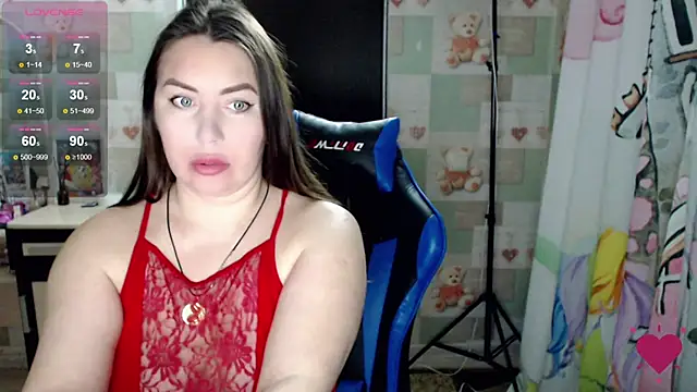 Snapshot of Korolek12 chatting on 02/04/25, 03:15 Korolek12 online show from 02/04/25, 03:15