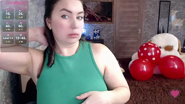 Snapshot of Korolek12 chatting on 02/11/25, 09:53 Korolek12 online show from 02/11/25, 09:53