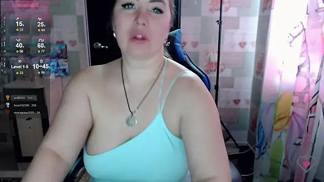 Snapshot of Korolek12 chatting on 03/17/25, 11:31 Korolek12 online show from 03/17/25, 11:31