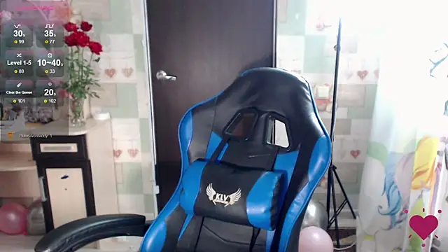 Snapshot of Korolek12 chatting on 10/08/25, 05:05 Korolek12 online show from 10/08/25, 05:05