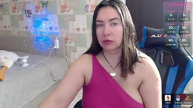 Snapshot of Korolek12 chatting on 01/15/26, 05:12 Korolek12 online show from 01/15/26, 05:12