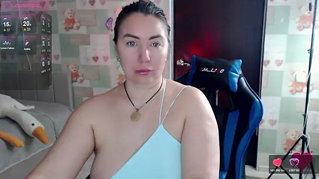 Snapshot of Korolek12 chatting on 02/06/26, 05:23 Korolek12 online show from 02/06/26, 05:23