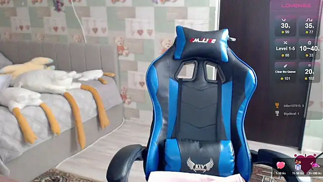 Snapshot of Korolek12 chatting on 03/02/26, 07:15 Korolek12 online show from 03/02/26, 07:15