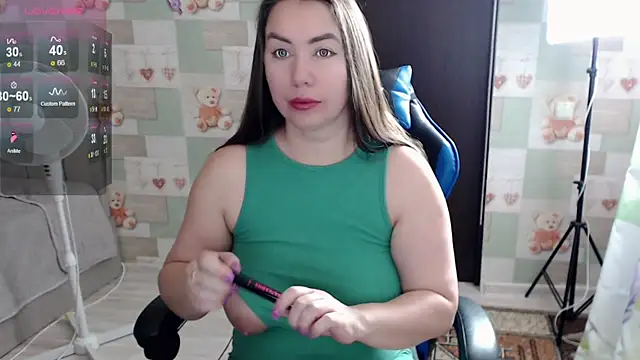Snapshot of Korolek12 chatting on 07/15/26, 03:23 Korolek12 online show from 07/15/26, 03:23