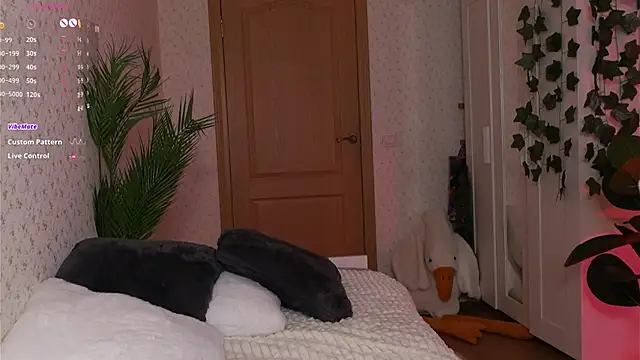 Snapshot of _aleksa_ chatting on 12/12/24, 06:53 aleksa online show from 12/12/24, 06:53