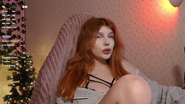 Snapshot of _aleksa_ chatting on 12/15/24, 01:32 aleksa online show from 12/15/24, 01:32