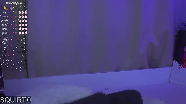 Snapshot of _aleksa_ chatting on 10/04/25, 04:38 aleksa online show from 10/04/25, 04:38