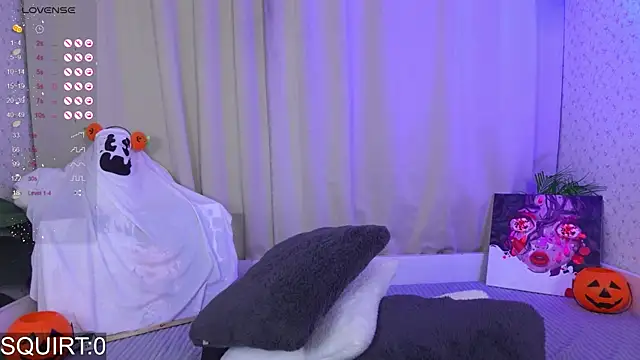 Snapshot of _aleksa_ chatting on 10/17/25, 05:04 aleksa online show from 10/17/25, 05:04