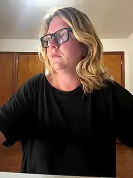 Lizzyloo online show from 09/29/25, 07:57