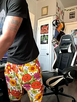 Snapshot of spideyzaddy chatting on 09/11/25, 08:42 spideyzaddy online show from 09/11/25, 08:42