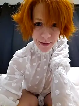 Snapshot of Mymiesexy chatting on 01/15/25, 08:48 Mymiesexy online show from 01/15/25, 08:48